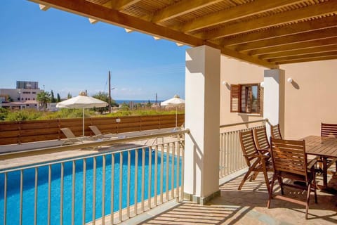 Luxury Coral Bay Villa - Villa Coral Olympus Hera - 4 Bedrooms - Private Swimming Pool - Distant SeaView Villa in Peyia