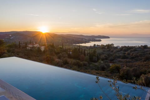 Nearby landmark, Day, Natural landscape, Mountain view, Pool view, Sea view, Swimming pool, Sunset