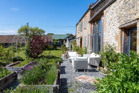 Reinventing the Farm House in East Devon District