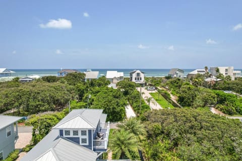 Crescent Cove House in Butler Beach