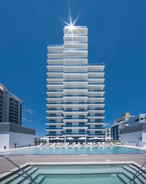 Ocean 2 Sky at Monte Carlo Miami Beach Wohnung in Miami Beach