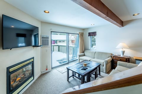 Smugglers' Notch Resort Private Suites Apartment hotel in Cambridge