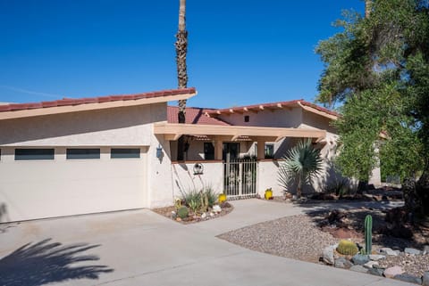 Lovely Southwester Lane House in Lake Havasu City