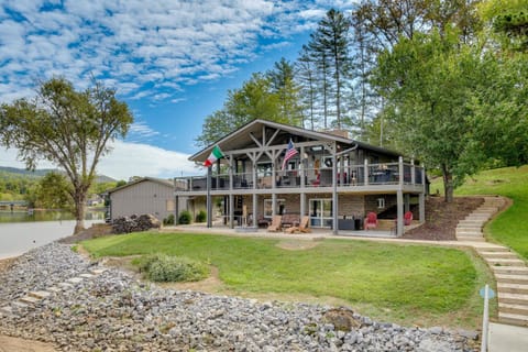 Lakefront Hayesville Retreat with Private Swim Dock House in Chatuge Lake