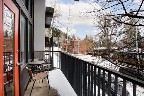 Winter, Balcony/Terrace