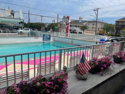 Pink Champagne Motel Motel in Wildwood
