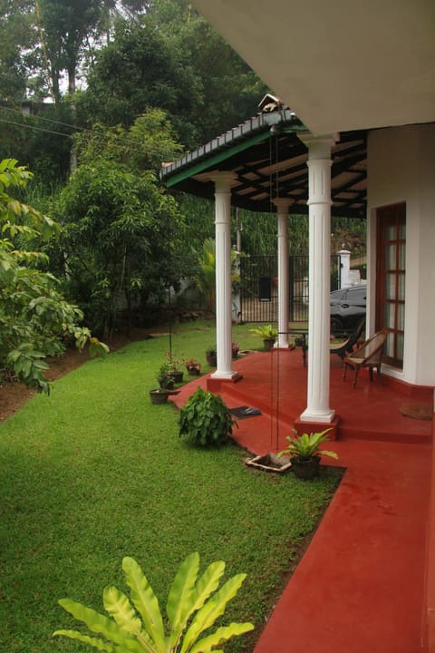 Property building, Patio, Day, Garden, Garden view