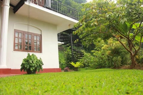 Property building, Garden, Garden view