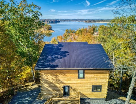 Smoky Lake Retreat cabin House in Douglas Lake