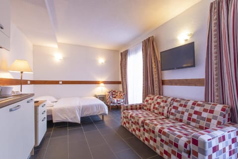 Les Aiguilles De Warens Appartement-Hotel in Combloux