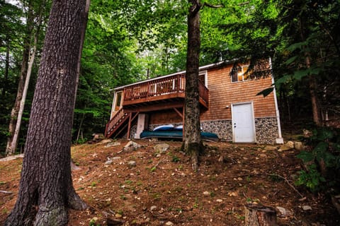 CedarHaus: Your Lakeside Retreat by Hills Pond Casa in Gilmanton