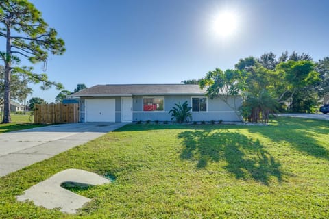 Fort Myers Vacation Home with Patio about 14 Mi to Beach House in Lee County