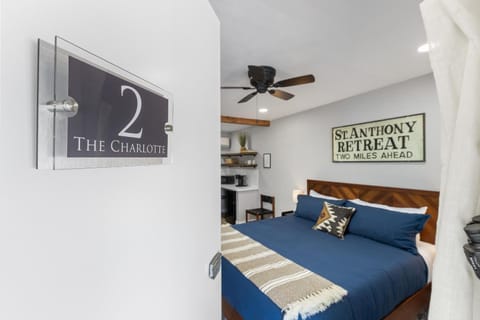 The Charlotte Sequoia Motel R2 Casa in Three Rivers