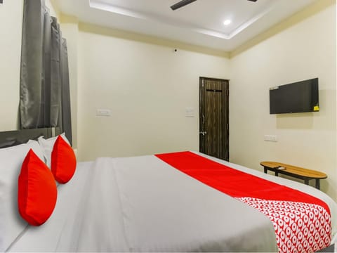 SRI NIRVANA PRIDE Hotel in Hyderabad
