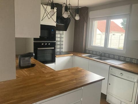 Kitchen or kitchenette, minibar, pet friendly, stove, washing machine, dryer