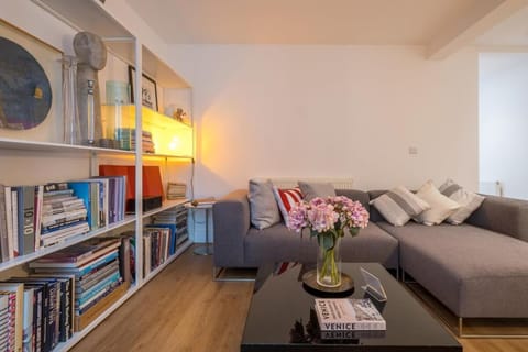 Palatial 2-Bed Apartment with Outside Space Apartamento in Hove