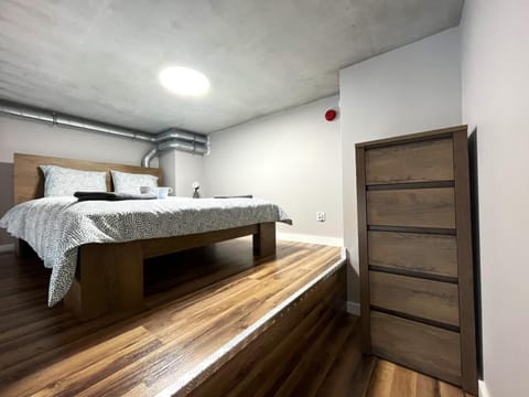 Zarembowicza 31 Apartment - Self Check-In 20h - Lift Condo in Wroclaw