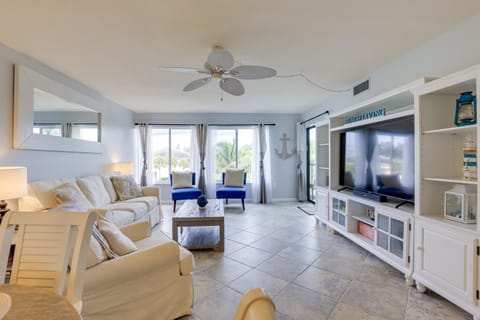 Fort Pierce Condo with Community Pool and Beach Bar! Copropriété in Fort Pierce