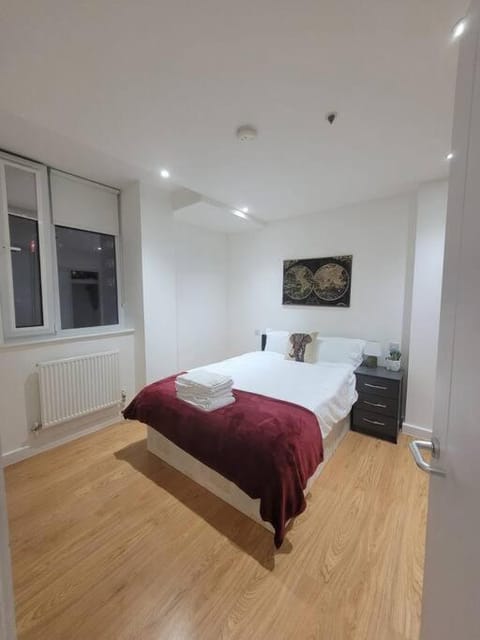 1 Bedroom Flat in London CB46 Copropriété in Croydon