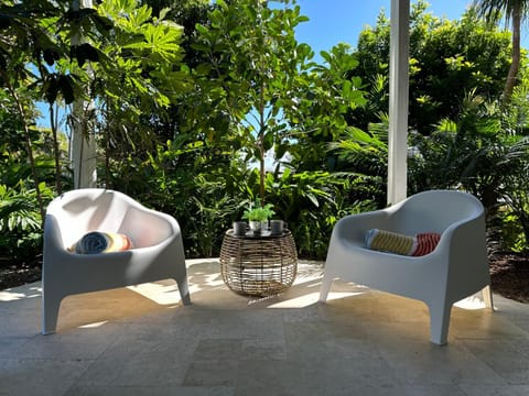 View (from property/room), Seating area, Garden view