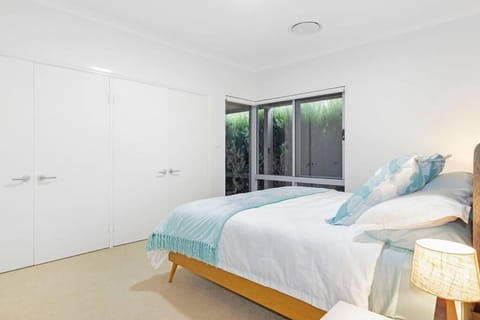 Exclusive *Front Row* Sunsets & Beachfront Bliss in Busselton House in Busselton