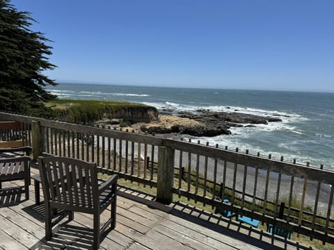 The Oceanfront Inn Inn in Northern California