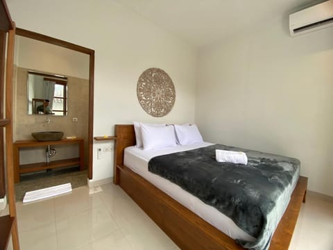 Penol House Bed and Breakfast in Ubud