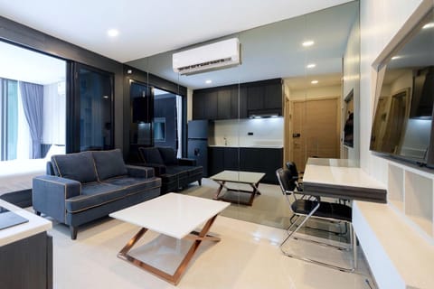 Design 1BR Condo Viva Patong D501, Freedom Beach Eigentumswohnung in Patong