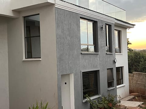 Serene Sojourners (SS) Condominio in Nairobi