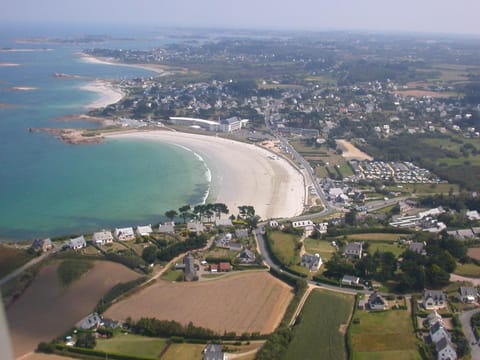 Nearby landmark, Beach