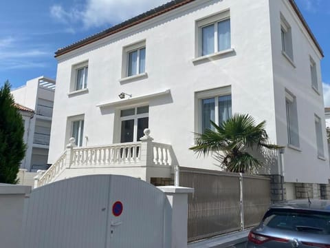 Maison entre marché et plages de Royan House in Royan