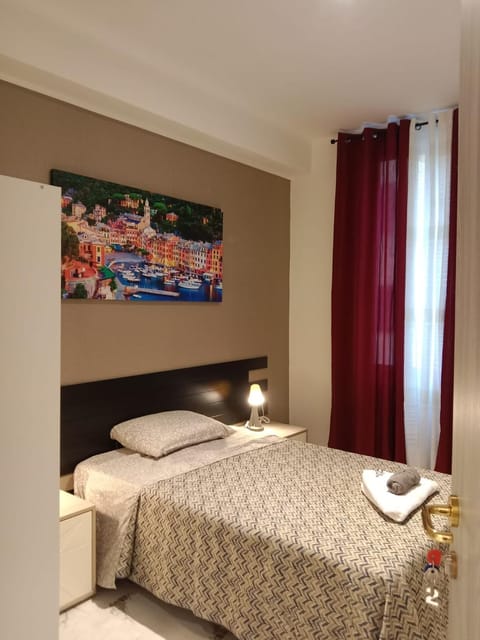 rolando 20B Bed and Breakfast in Genoa