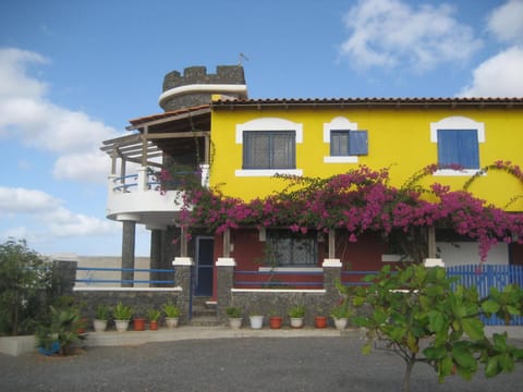 Kuartinho - Casa Torre House in Sal, Cabo Verde