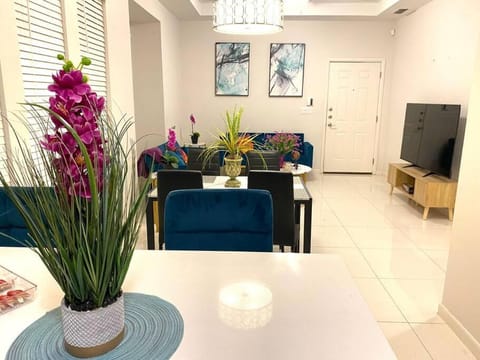 NEW! Condo on Shary Apartment in McAllen