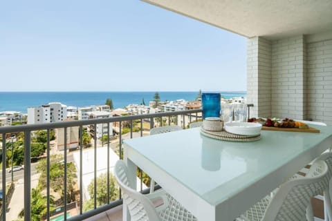Kings Beach Blissful Apartment with Breathtaking Views Condo in Kings Beach
