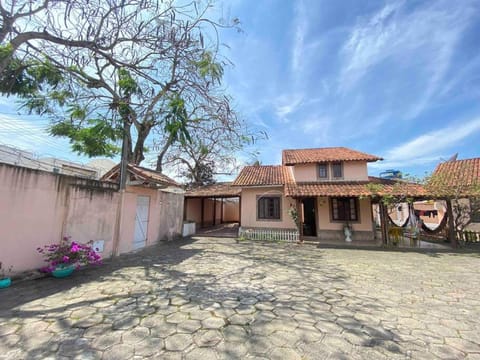 Casa com piscina próxima ao Shopping Park lagos House in Cabo Frio