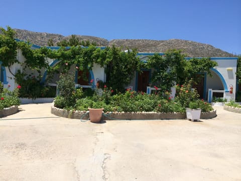 Mihalis Studios Apartment in Karpathos, 857 00, Greece