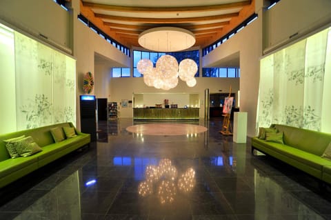 Lobby or reception, Seating area