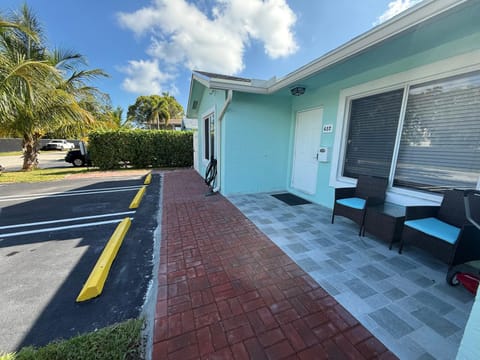 Seashell 5 Apartment in Boynton Beach