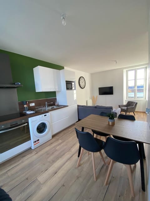 Le Duplex Tout Confort Apartment in Bressuire