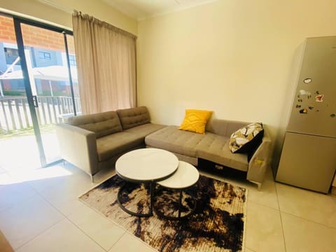 Mila's place Condo in Roodepoort