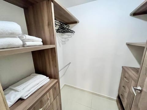 1702 Apto privado con vista panorámica Cañaveral Condo in Floridablanca