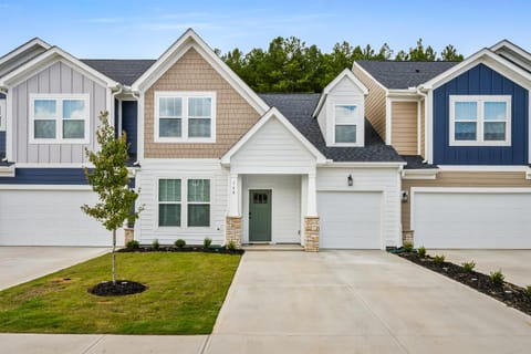 New Clemson Townhouse 4 Miles to Stadium House in Pickens County