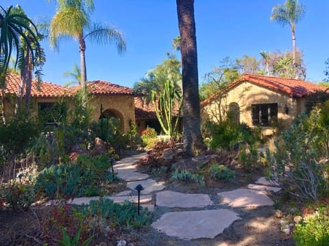 Celebrity Dream Estate Villa in Rancho Santa Fe