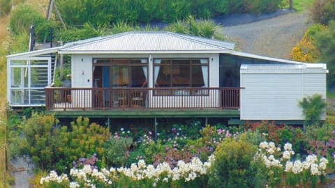 Property building, Patio, Facade/entrance, BBQ facilities, Garden, View (from property/room), Balcony/Terrace, Decorative detail, Garden view, Area and facilities, Area and facilities, Location, Parking, VIP