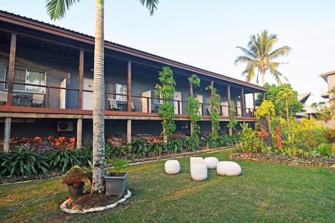 Coconut Palms Resort & Diamond Casino Hotel in Port Vila