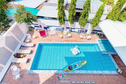 Patio, Day, Pool view, Swimming pool, sunbed