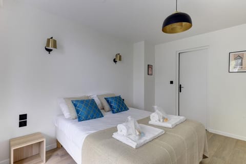322 Suite Fes - Superb apartment Condominio in Puteaux