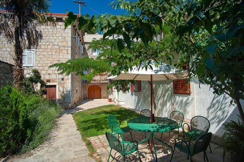 Patio, Facade/entrance, Summer