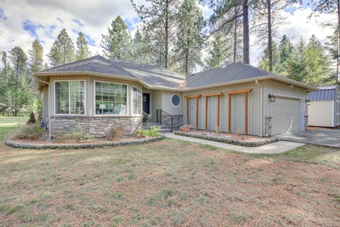 Charming Idaho Home with Deck and Grill, Near Beaches! Haus in Sagle